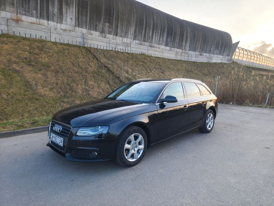 Audi A4 Avant 2.0 TDI 143 KM 2010