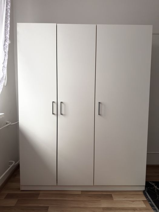 SPRZEDAM .! Szafa jak NOWA .!