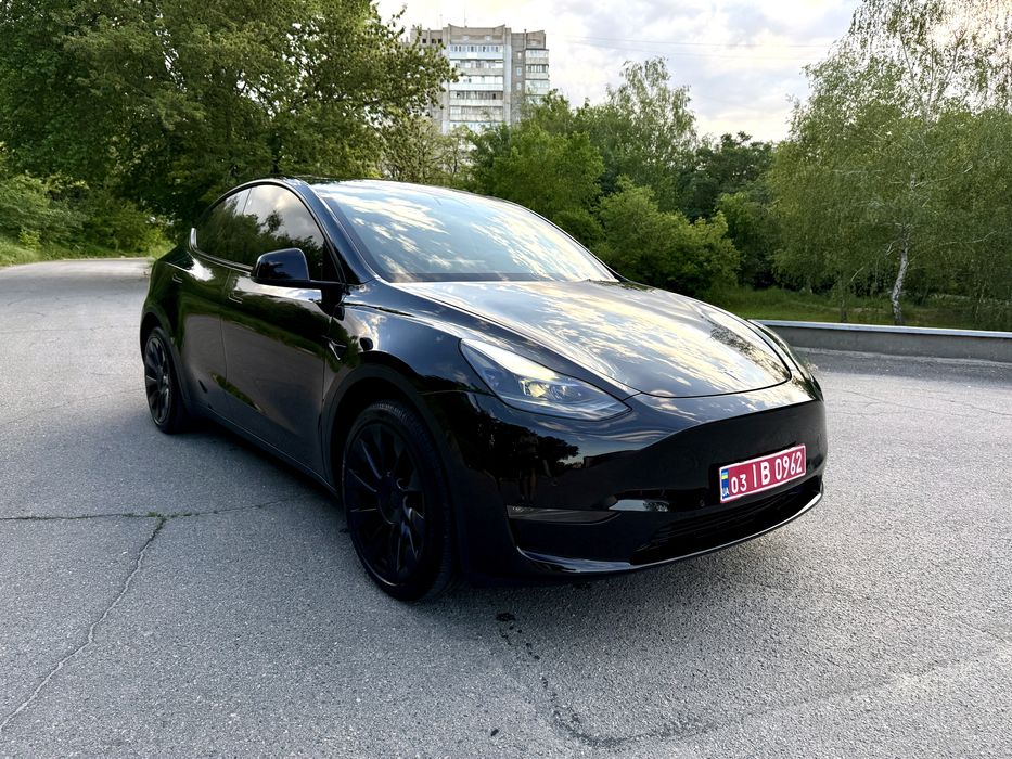 Tesla Y 2021 Long Range Dual Motor