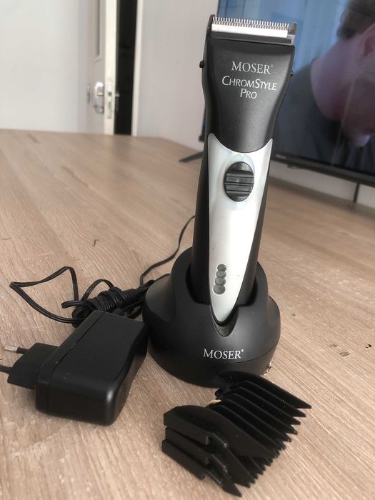 Maquina de Corte Profissional Moser ChromStyle Pro, Apenas 100