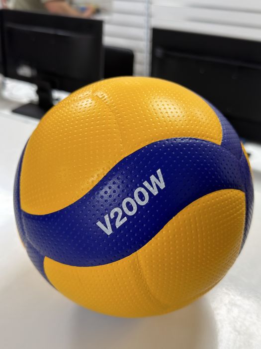 М’яч волейбольний Mikasa V200W / V333W — оригінал, розмір 5, тренувальний FIVB