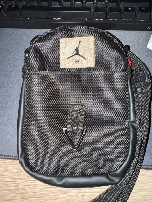 Продаю оригінальну сумку Jordan