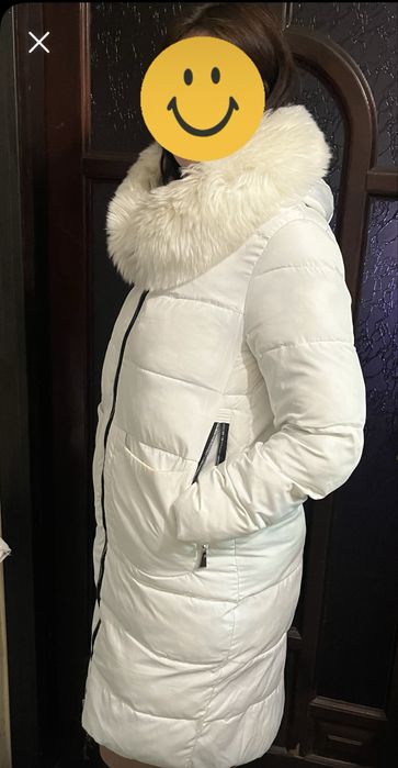 Продам белый пуховик