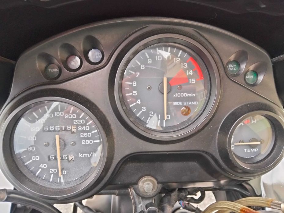 Vendo ou troco por carro