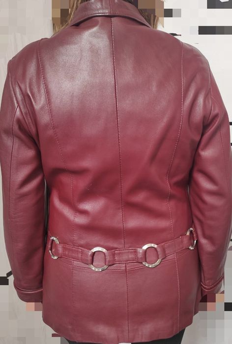 Куртка шкіряна жіноча