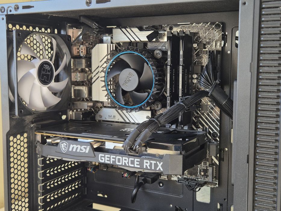 PC Gaming + Monitor AOC 165Hz - i5-12400F | RTX 3050 8GB | 16GB RAM | 500Gb SSD NVMe