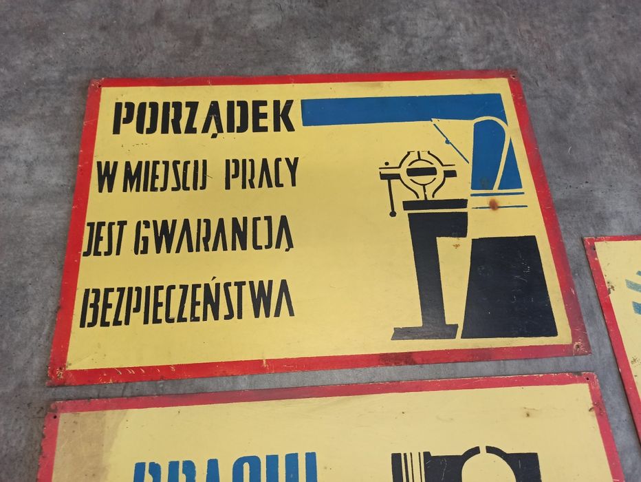 Stare metalowe tablice PRL