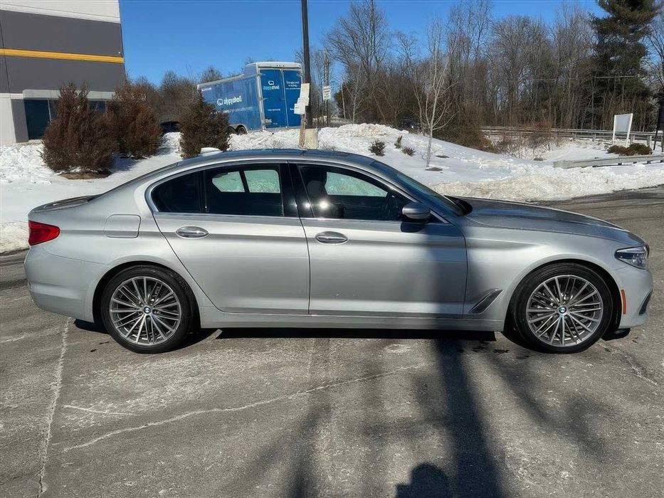 BMW 5 Series      2018