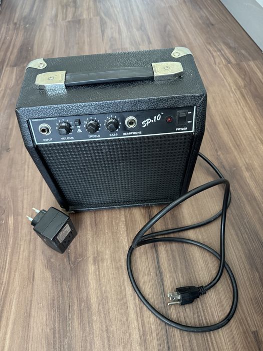 Aplificador FENDER