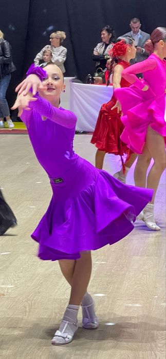 Бальне плаття, бейсік, ювенальная сукня 134-140 см