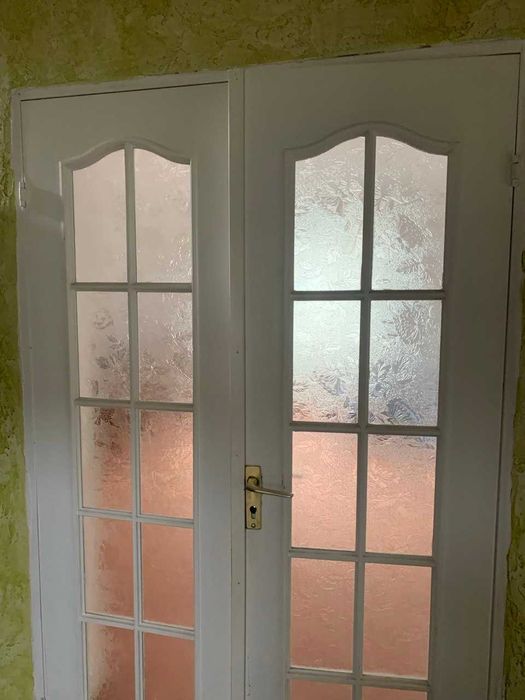 Продажа Житлового будинка  327 кв.м в м. Чернівцях + Київ