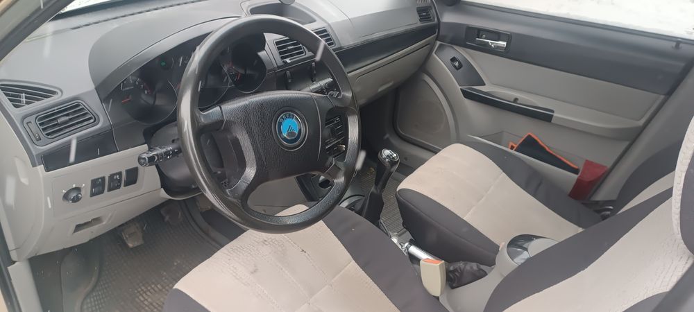 Продається авто Geely СК у відмінному стані, гаражне зберігання.