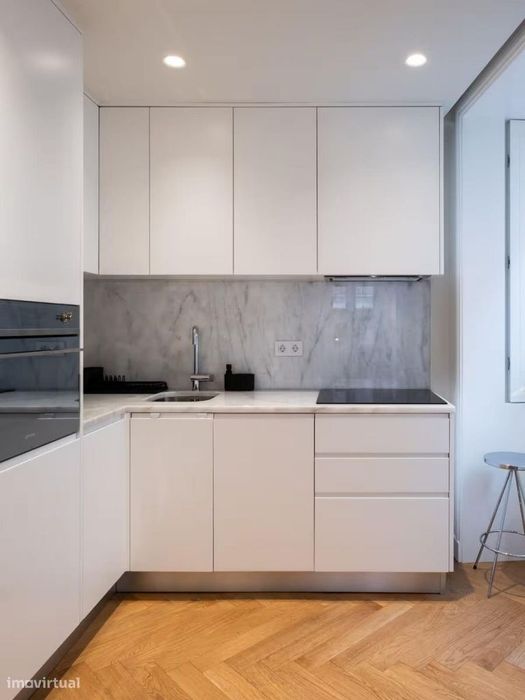 Apartamento T1 com estacionamento, Estrela, Lisboa