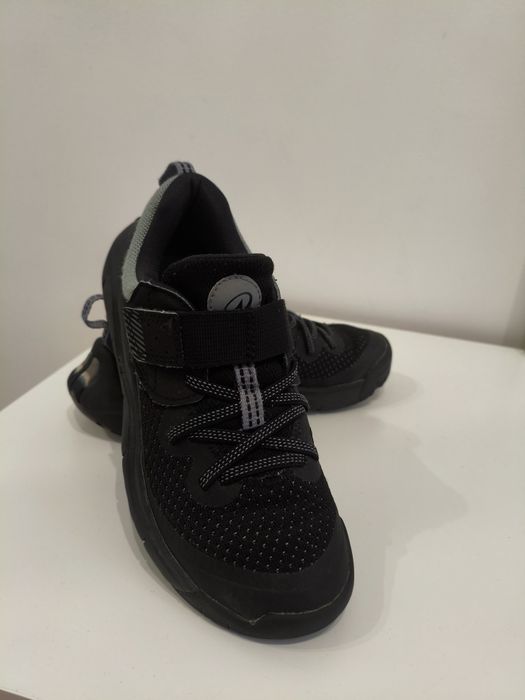 Buty sportowe dziecięce Decathlon, rozmiar 35