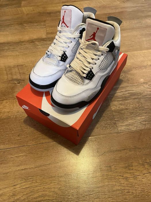 NIKE кросівки фірмові