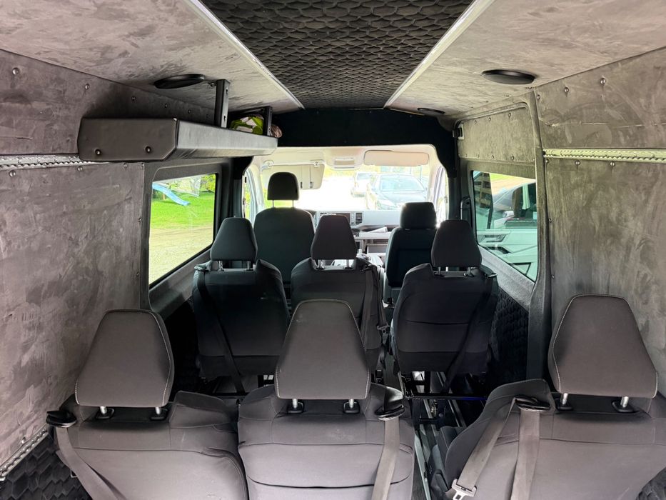 Vw crafter 9 osobowy
