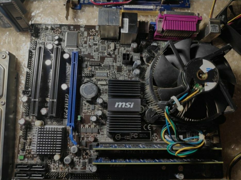 Продам рабочий комплект (PC)