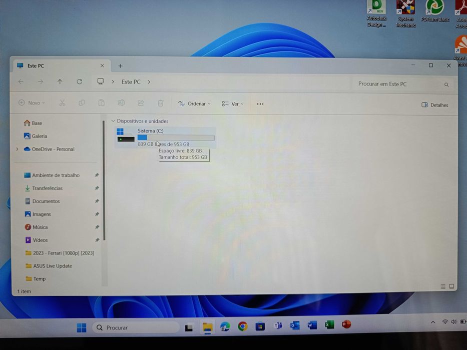Asus Zenbook Pro UX550GE 15,6" 4K Táctil - 1TB M2.SSD - 16 GB DDR4