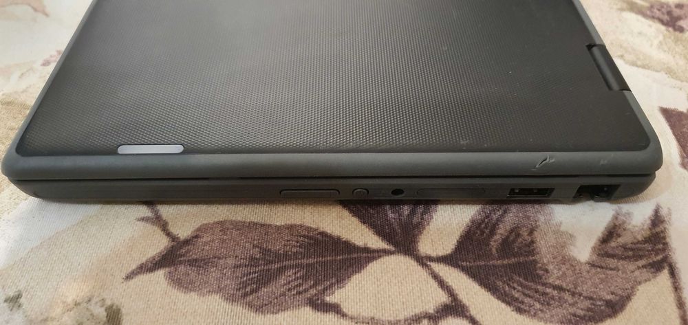 Ноутбук-трансформер Asus 1100BR FKA