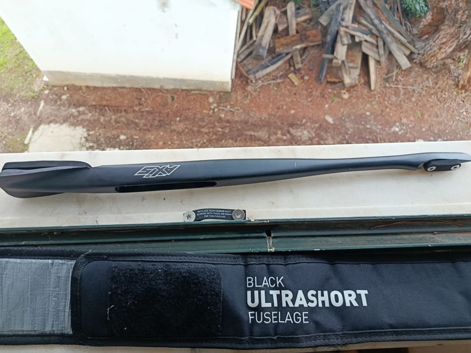 Axis Black Advance Fuse Ultrashort 643mm