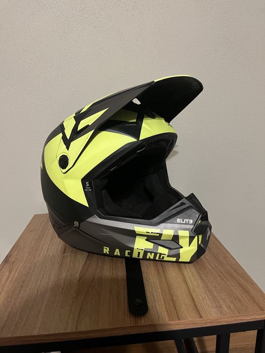 Kask na crossa fly r. S 55cm