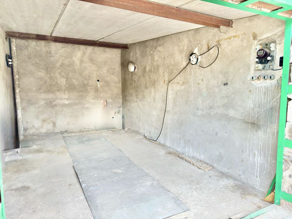 Продаж гаражу у кооперативі. ЦЕНТР! Широка. Руді