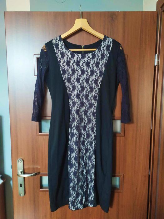 Śliczna koronkowa sukienka rozmiar 40