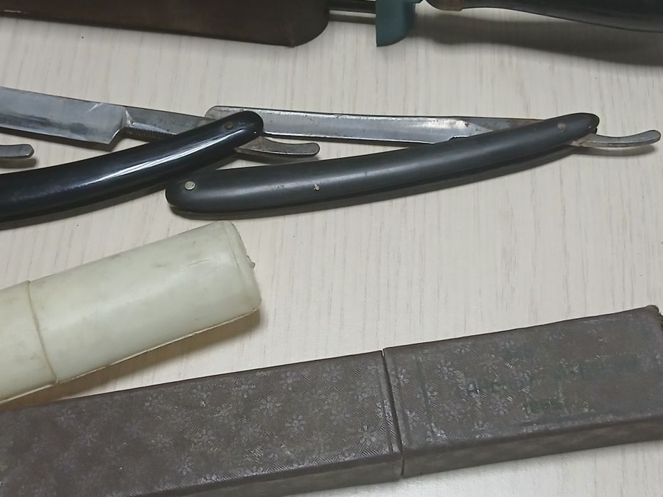 Бритви  опасні  ручні