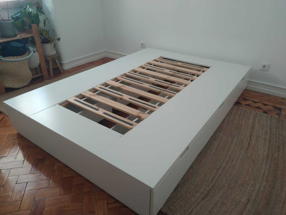 Cama de Casal (140x200 - NORDLI) - Estrutura cama c/arrumação, branco