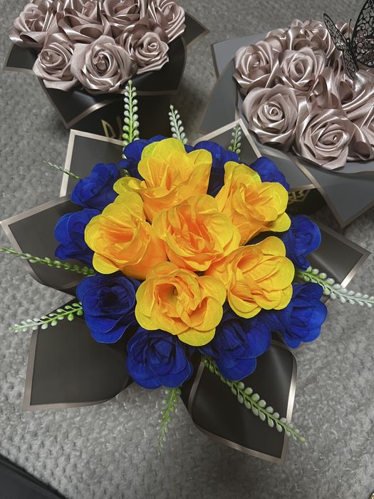 Букет с лент стрічок