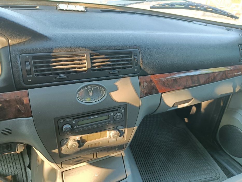 Автомобіль ГАЗ 31105