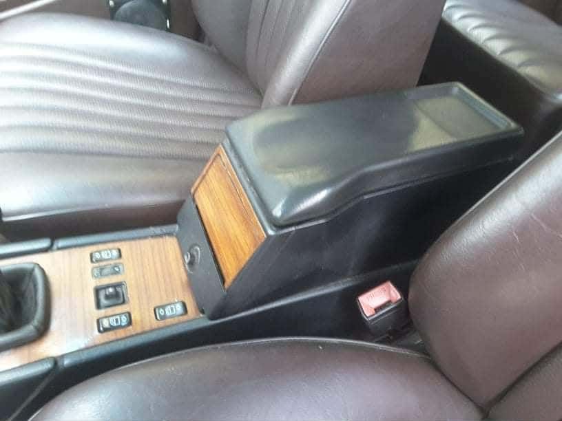 Mercedes Benz 250 TD(Touring Diesel)Não negociavel.