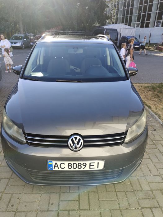 Volkswagen touran 2011