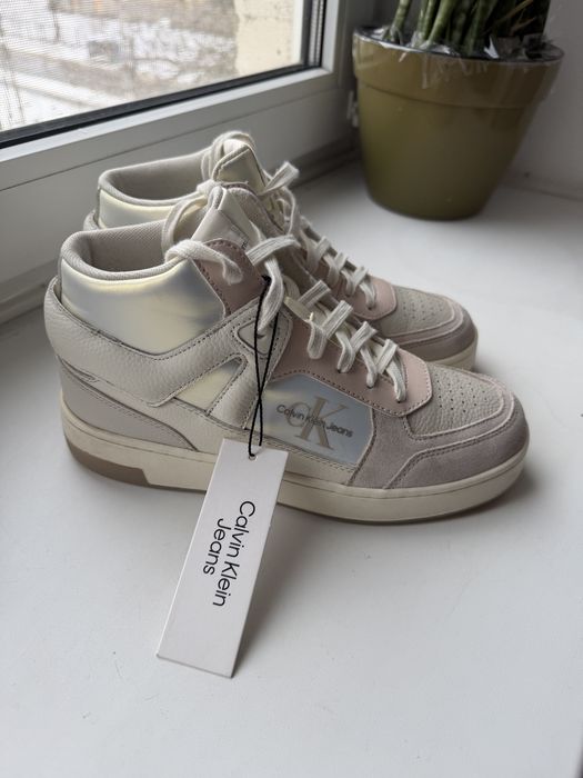 Кросівки хайтопи  Calvin Klein р.38