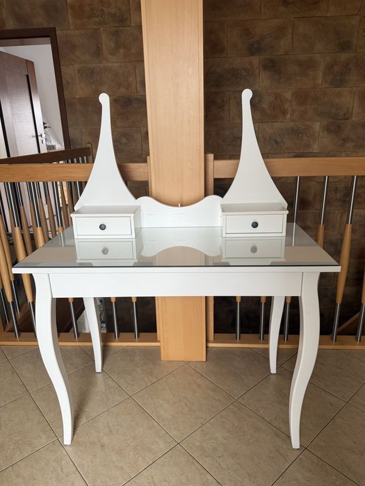 Toaletka Hemnes Ikea