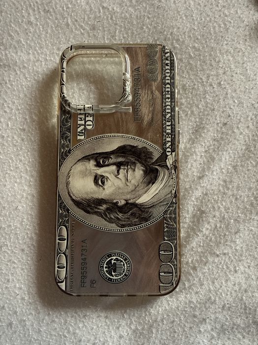 Чохли на iPhone 16 pro max