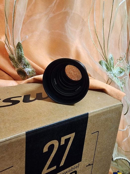 Об'єктив Kamlan 50mm f1.1APS-C sony e mount