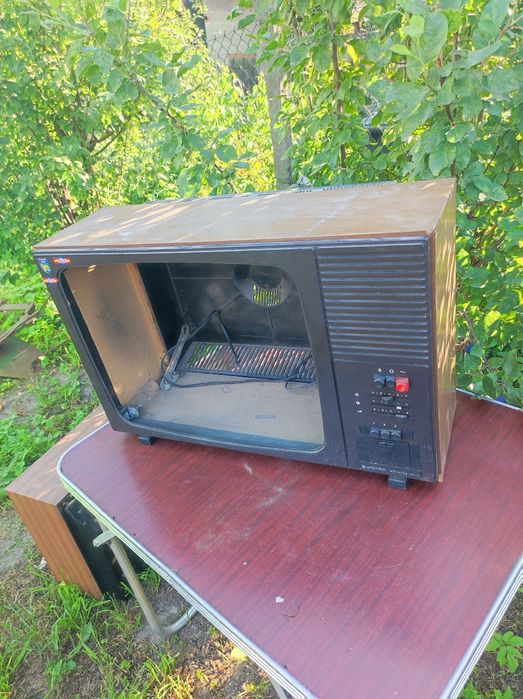 Obudowa starego telewizora Unitra,do własnej aranżacji