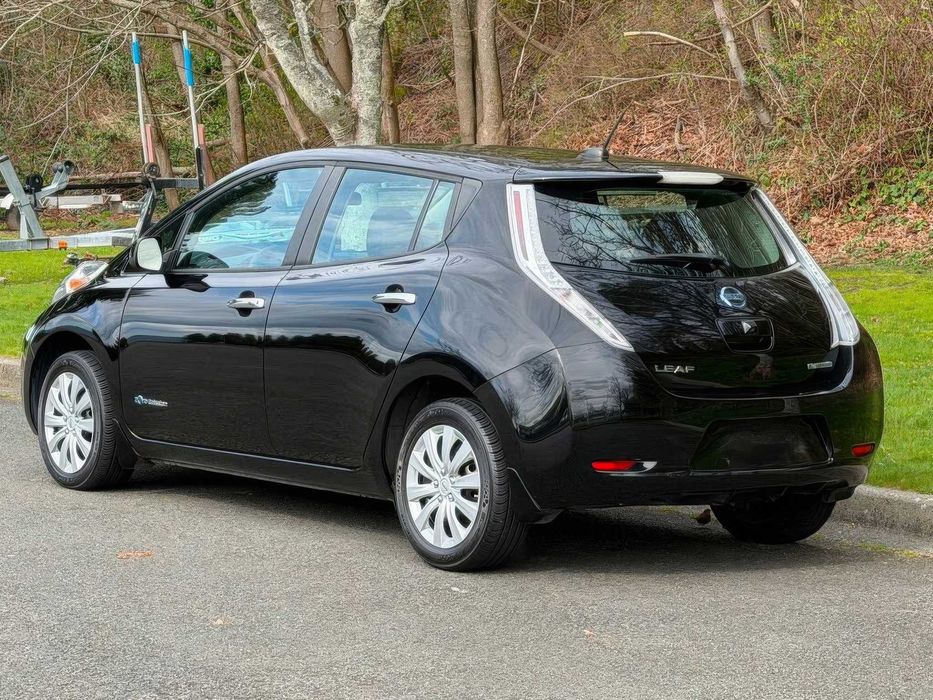 Nissan LEAF S      2016