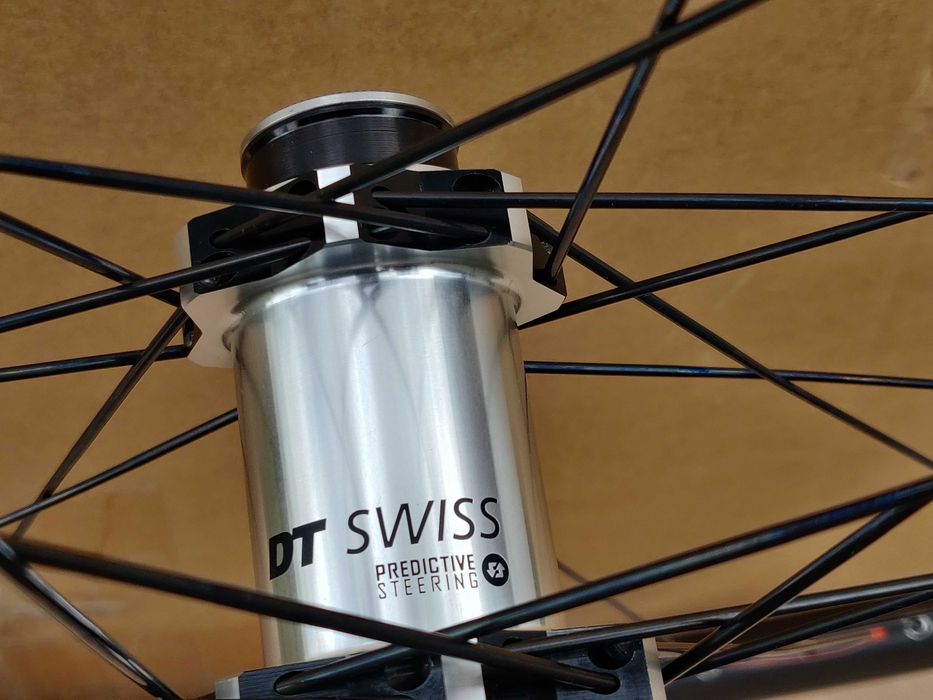 Rock Shox RS-1 DT SWISS X 1700 スプライン 29 Rock Shox RS-1 DT SWISS
