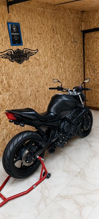 Yamaha xj 6 n naked