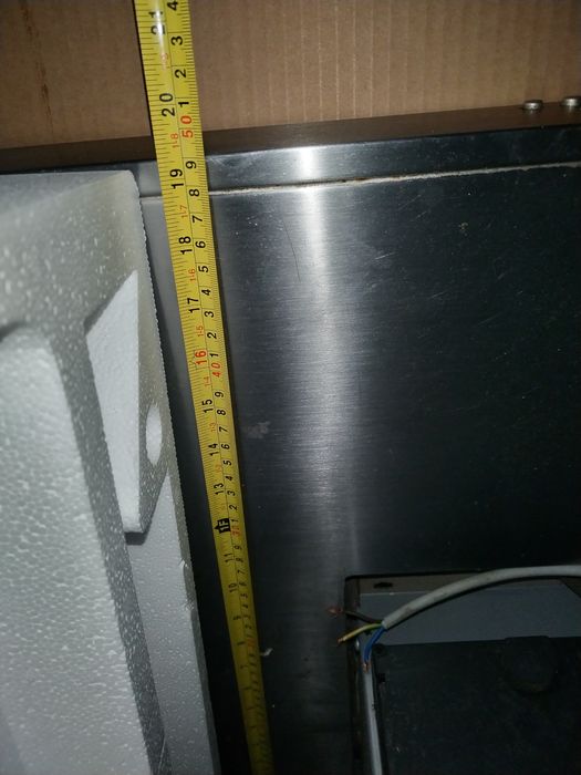 Exaustor cozinha Ariston a funcionar