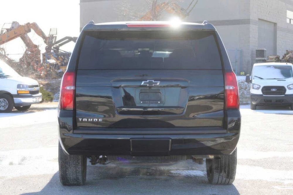 Chevrolet Tahoe      2016