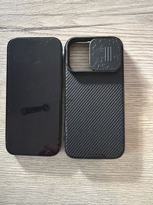 iPhone 16 Pro, kolor czarny + case