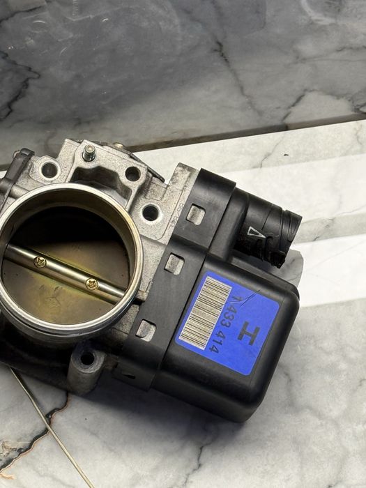 Дросельна заслонка М52 Ту 2.0 2.5 оригінал BMW e39 e46 Дроселль