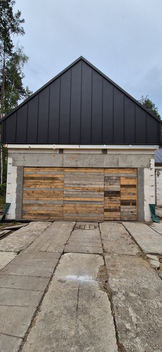 Brama garażowa budowlana, tymczasowa z dzwiami, max 5,5m