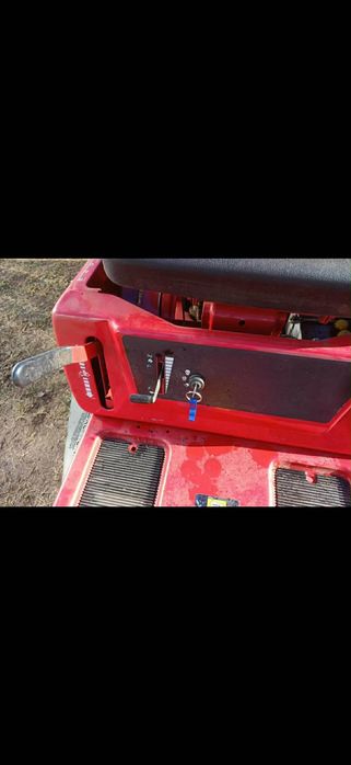 Traktorek kosiarka Murray 10HP/30 – gotowy do pracy, sprawny