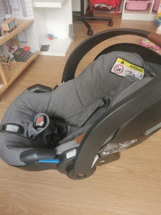 Ovo/babycoque besafe da marca Joolz com isofix