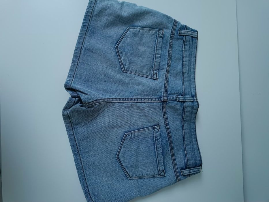 Jeansowe spodenki szorty Esmara M 38