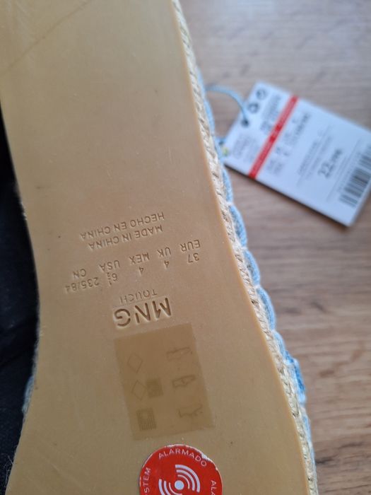 Sprzedam buty typu espadryle